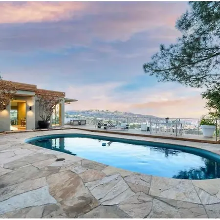 Secluded Luxury Hollywood Hills Retreat Villa